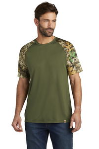 Russell Outdoors RU151 Realtree ® Colorblock Performance Tee
