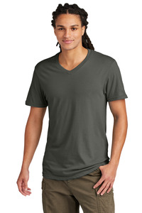 District DT6500 Very Important Tee ® V-Neck
