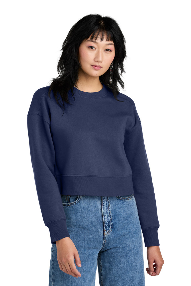 District DT1105 Women's Perfect Weight ® Fleece Cropped Crew Front Fullsize"