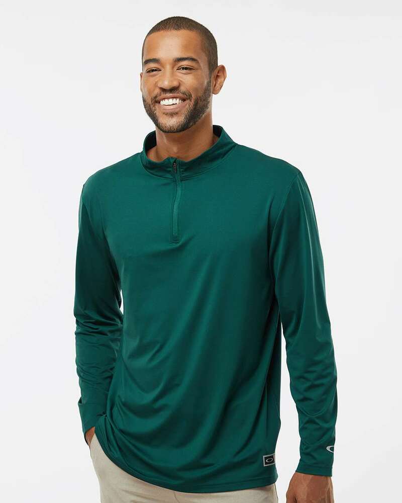 oakley foa402997 team issue podium quarter-zip pullover Front Fullsize